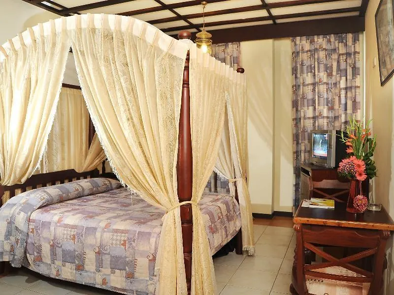 ****  Grand Oriental Hotel Colombo Sri Lanka