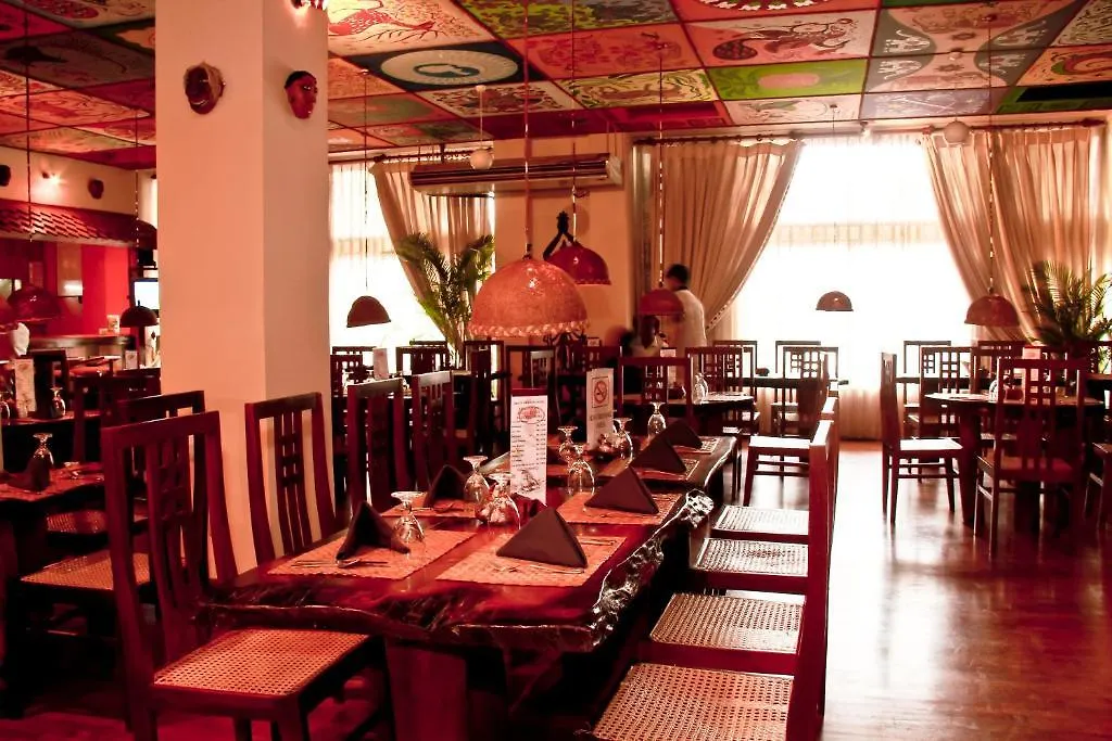 Grand Oriental Hotel Colombo 4*,
